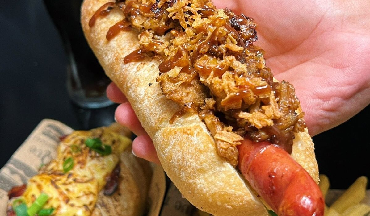 Os Melhores Hot Dogs Prensados 🌭de Orlando estão no MrBurdog. Do