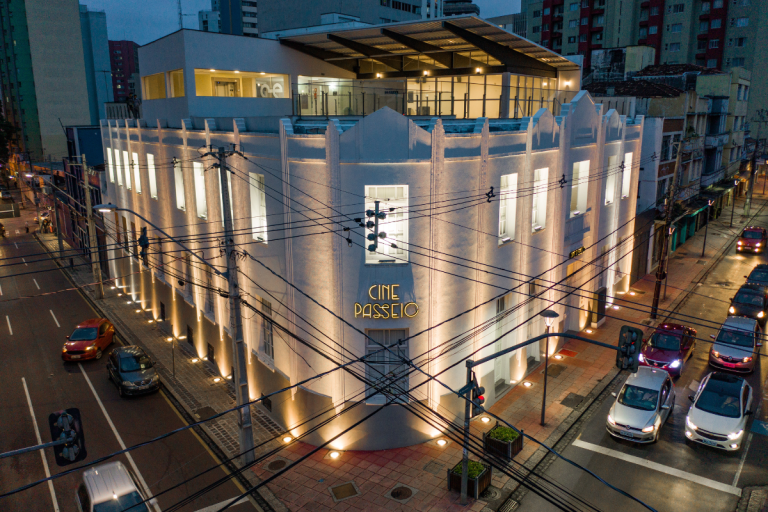 cinema de rua fim de semana