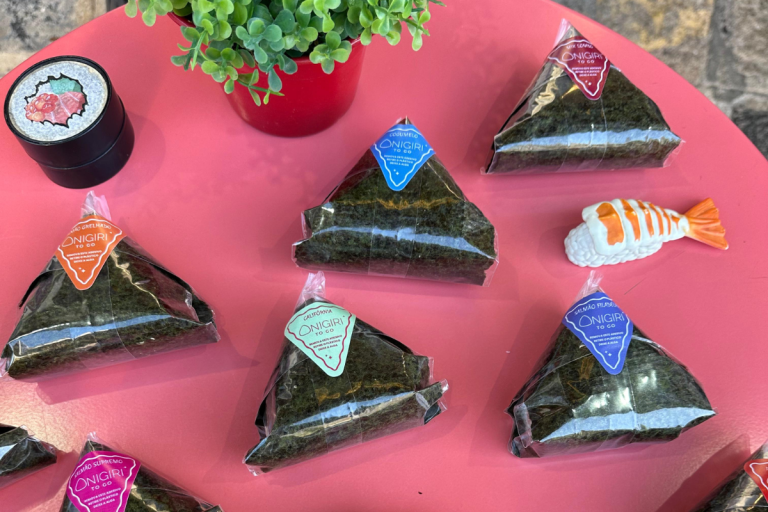 onigiri curitiba