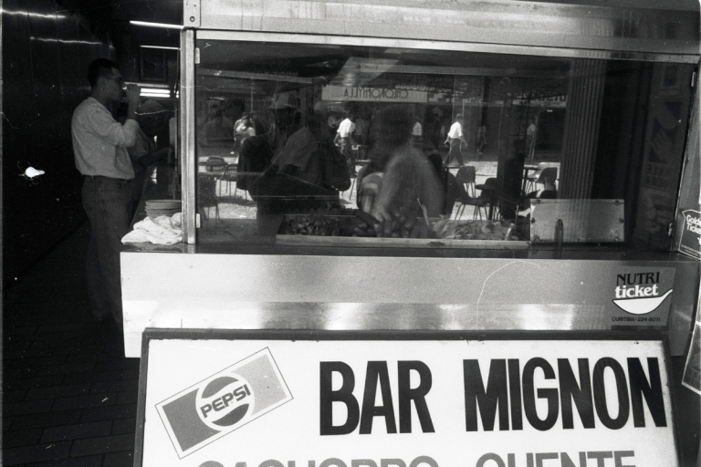 bar