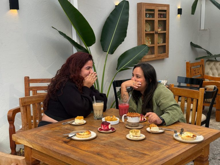 lugares para ir om amigas curitiba brunch